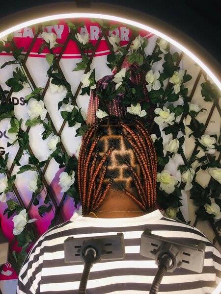 Knotless braids