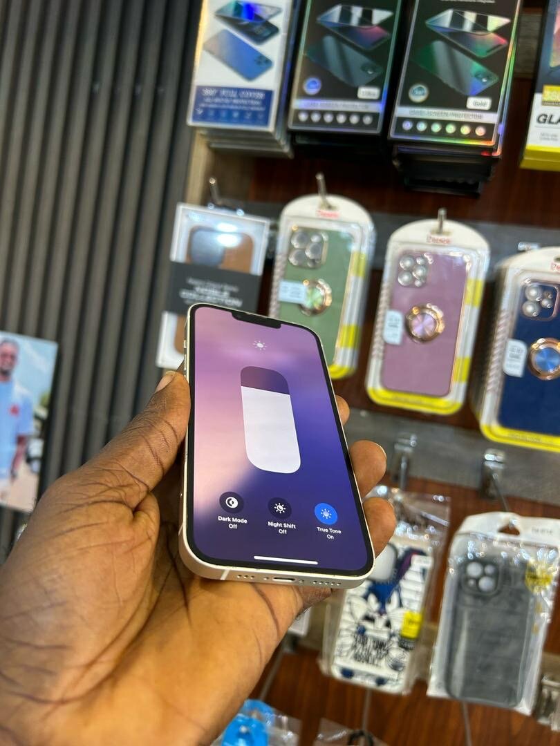 iPhone 13