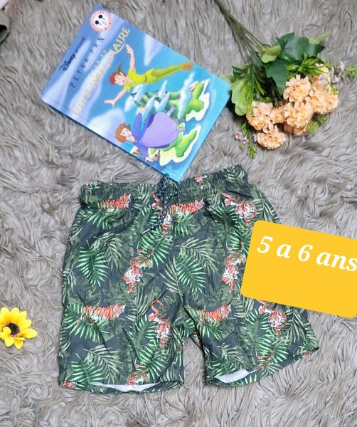 Short Hawai vert