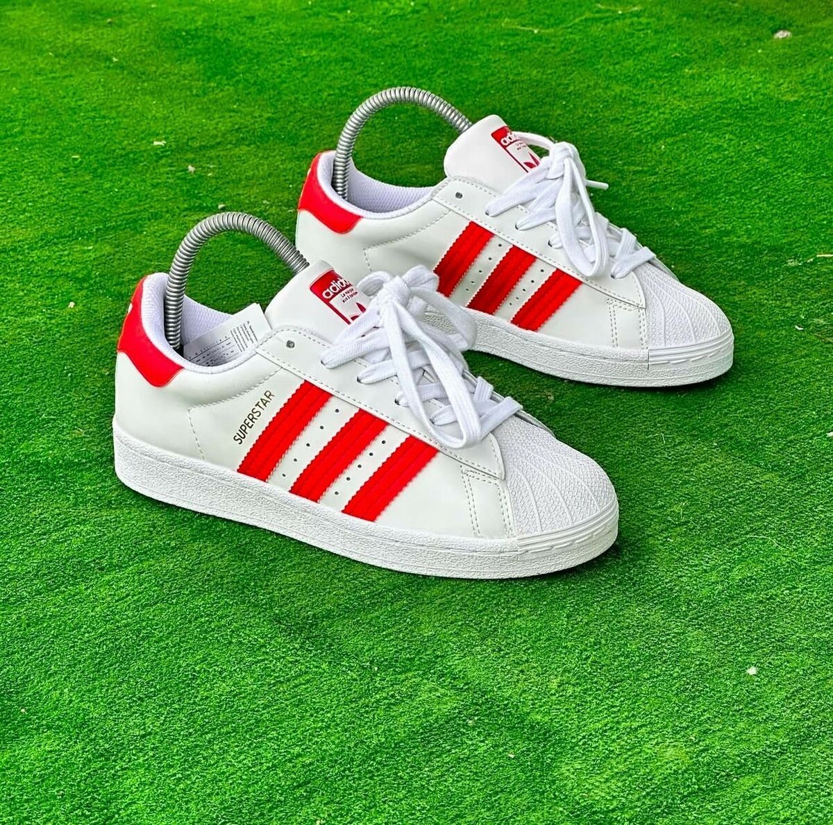 ADIDAS SUPERSTAR