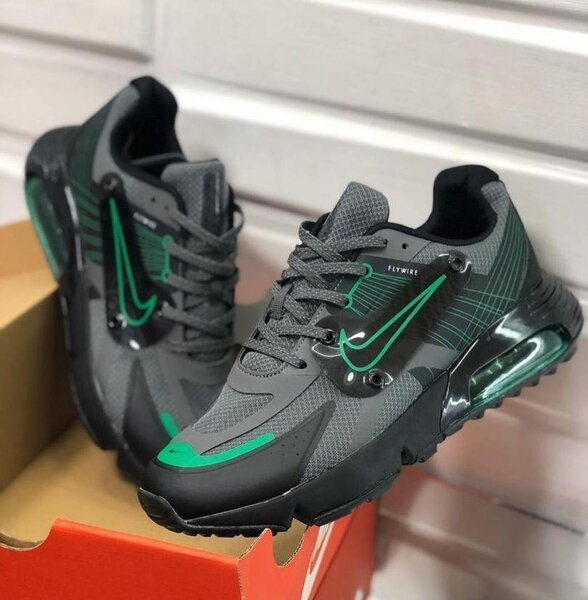 NIKE FLYWIRE