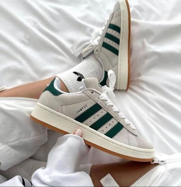 Adidas campus