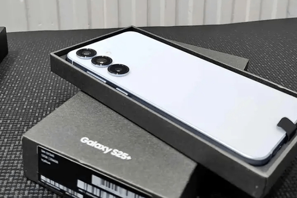 Samsung Galaxy s25