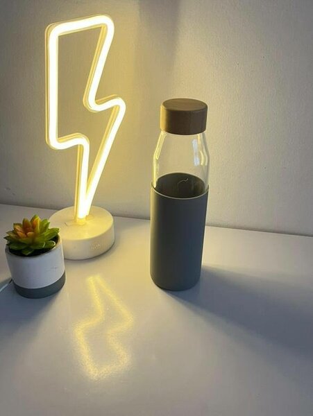GLASS WATER BOTTLE