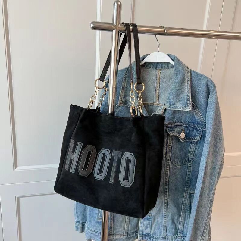 Tote bags