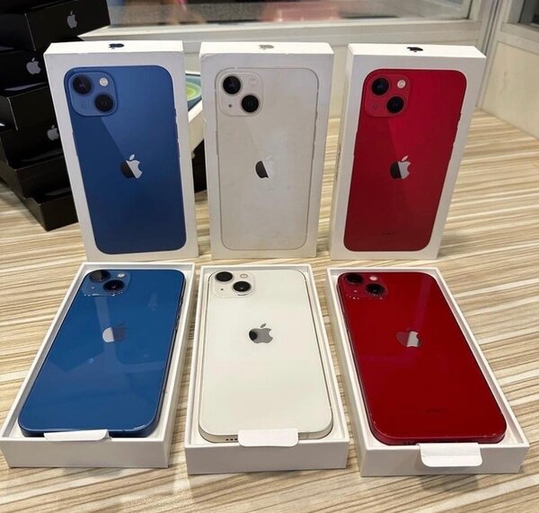 Apple iPhone 13 - Couleurs Variées