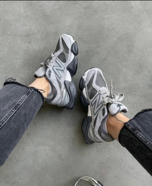 NEW BALANCE CLASSIC