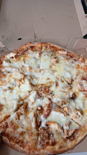 Délicieuse Pizza au Poulet