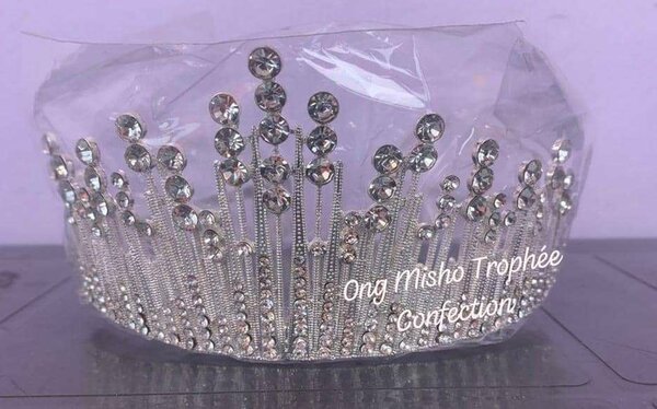 COURONNE MISS