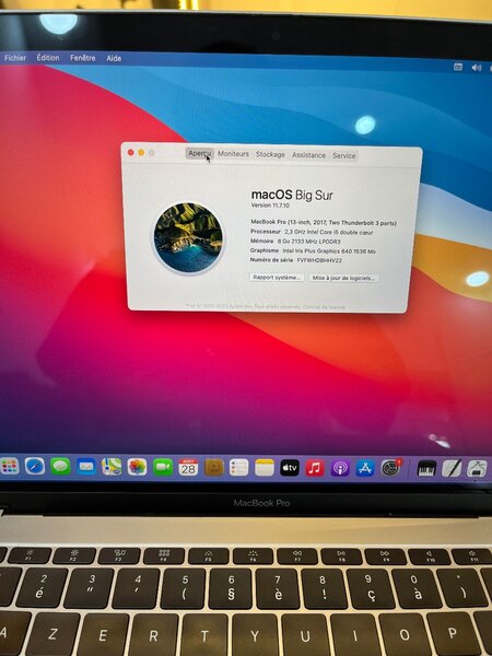 MACBOOK PRO