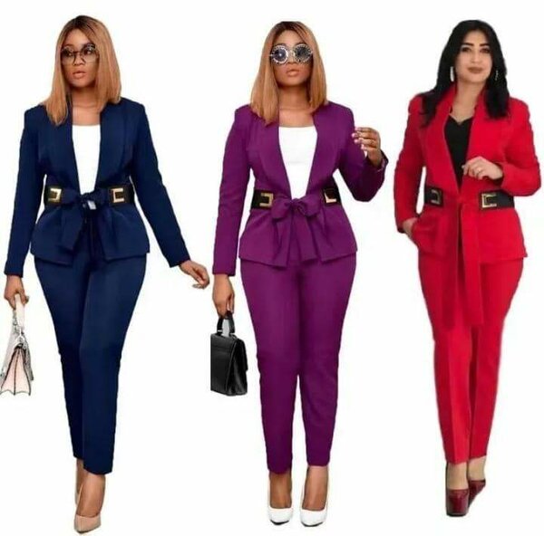Ensemble tailleur femme élégant