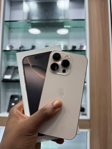 iPhone 16 Pro