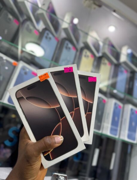 Apple iPhone 16