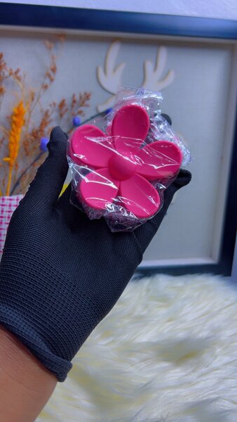 Flower Claw Clip