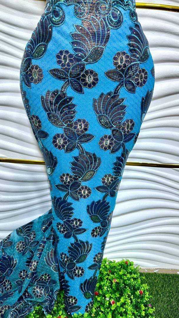 Velvet flock lace