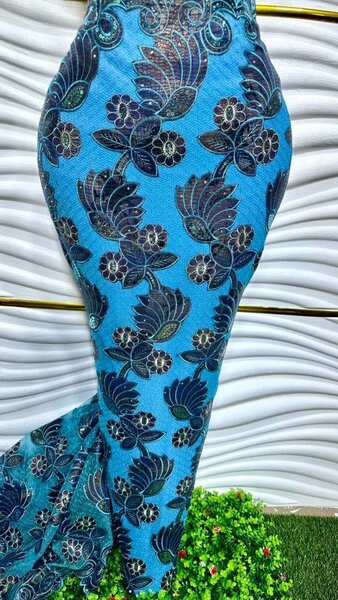 Velvet flock lace