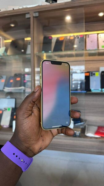 iPhone 14