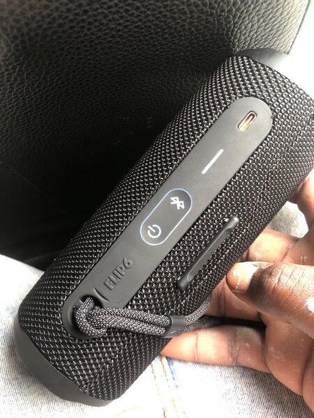 JBL flip6