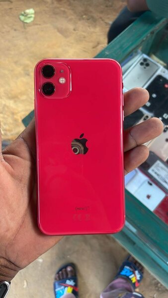 iPhone 11 simple