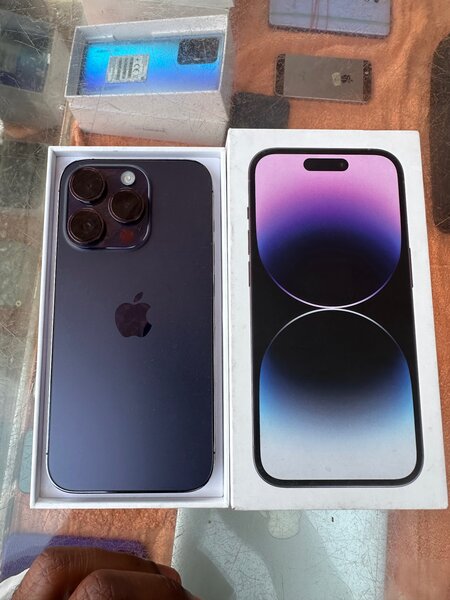 iPhone 14 pro CE