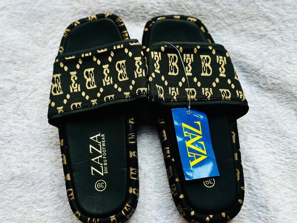 Sandales zaza
