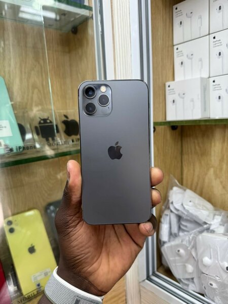 iPhone 12 Pro
