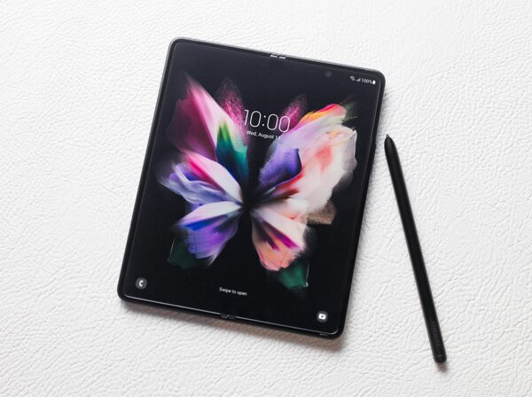 Samsung Galaxy z fold 3