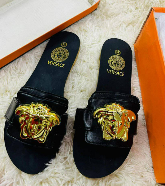 slippers 
