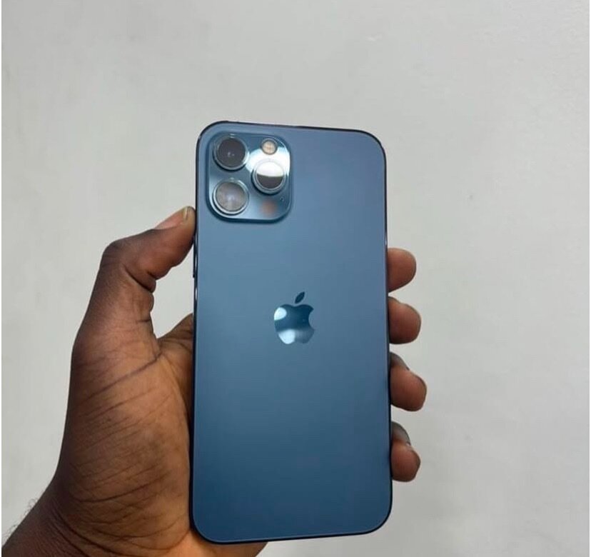 12pro max 128 gig Face ID error