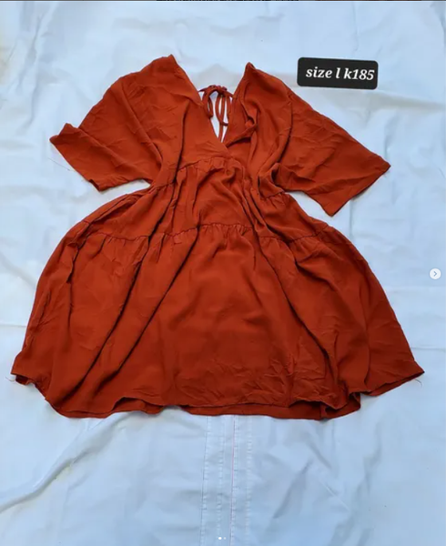 orange dress