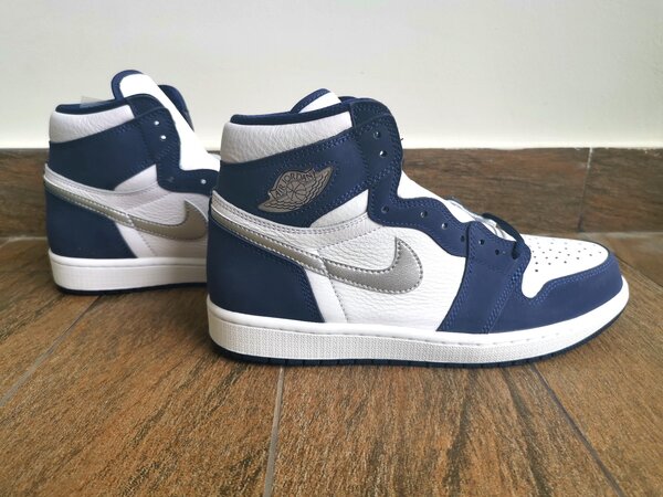 Jordan 1 midnight