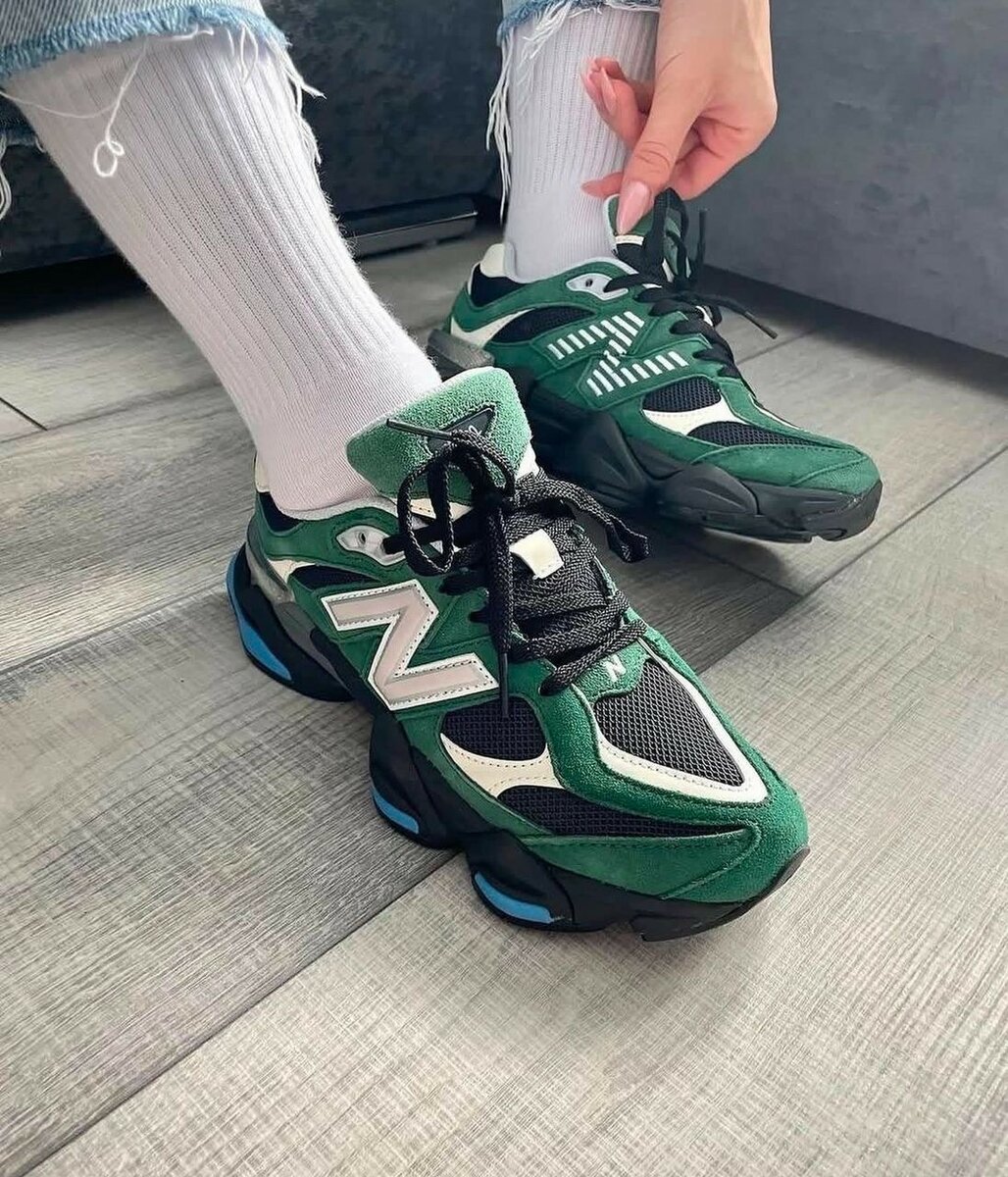NEW BALANCE 9060