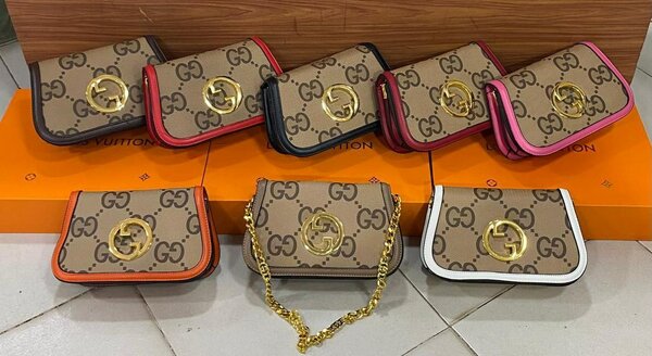 Hand bag's