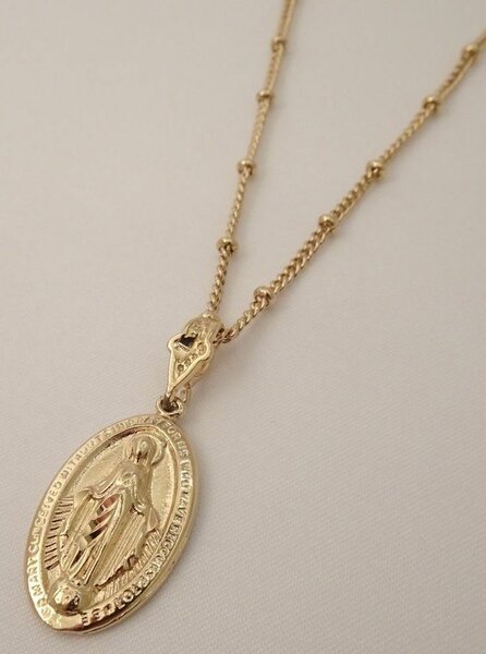 Chaine de la vierge marie