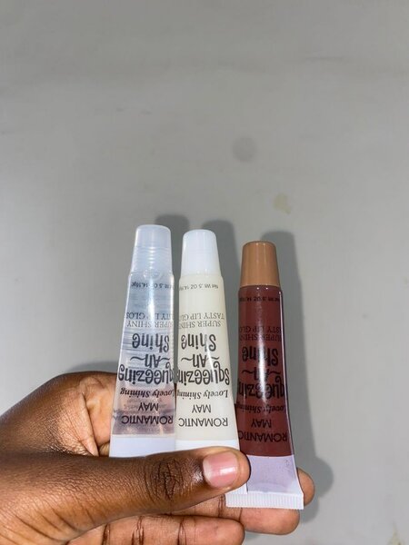 Lip gloss