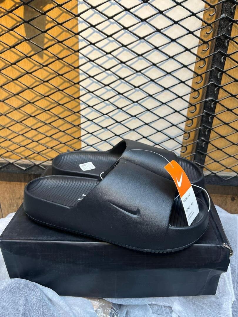 Benassi Nike slides