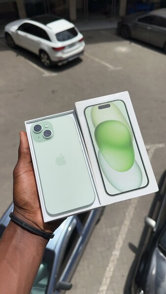 iPhone 15 128gb