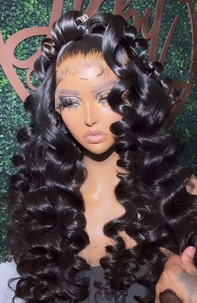 Wavy wig