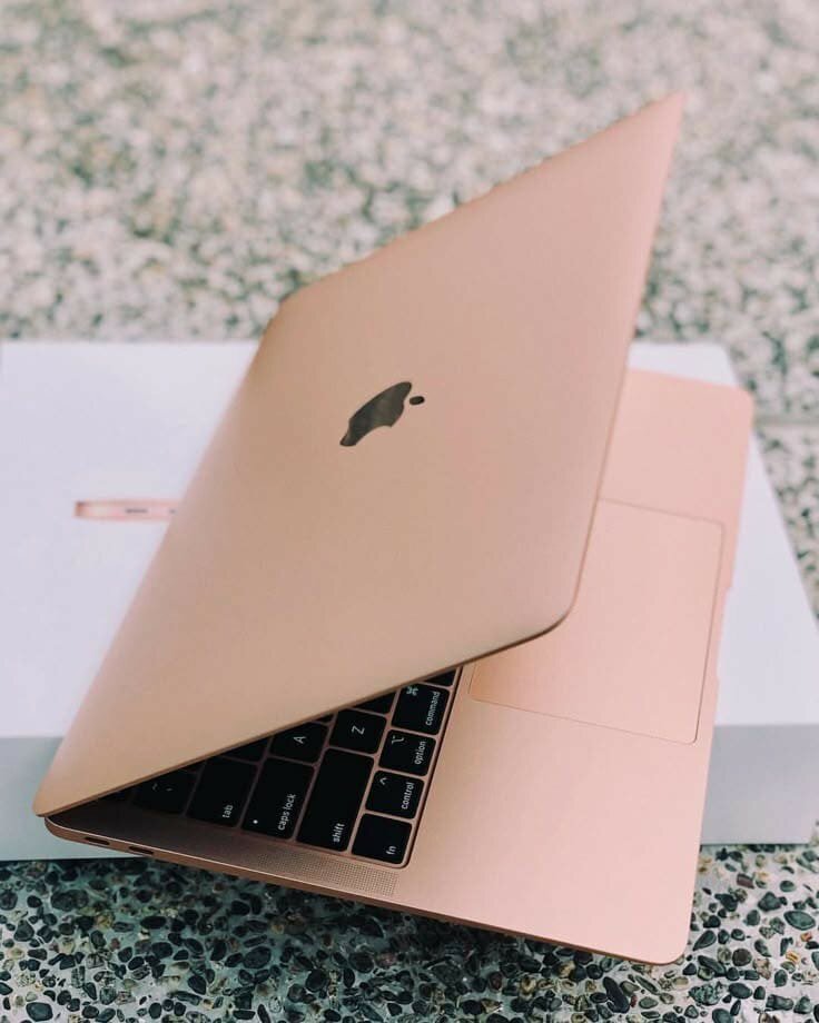 APPLE LAPTOP FRESH IN BOX