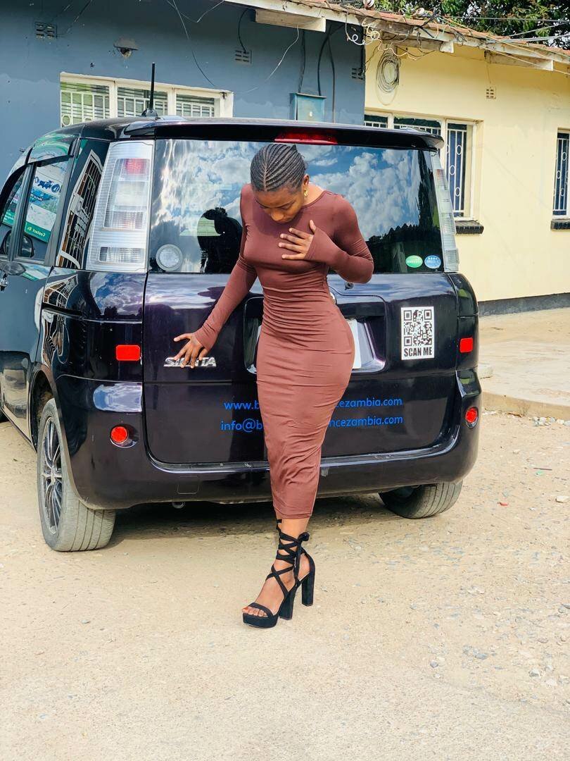 Backless dress