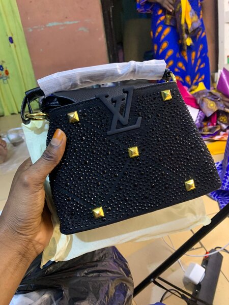 Sac à main élégant noir