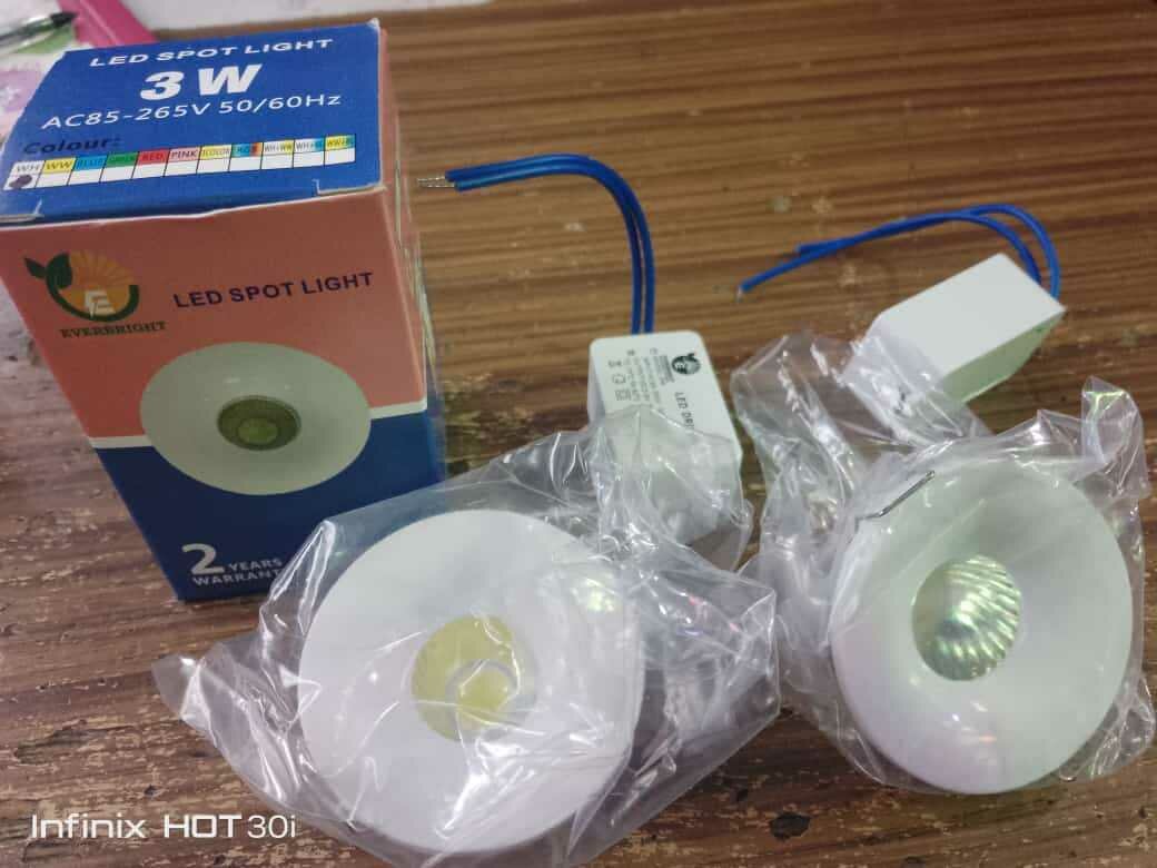 3 watts spot light