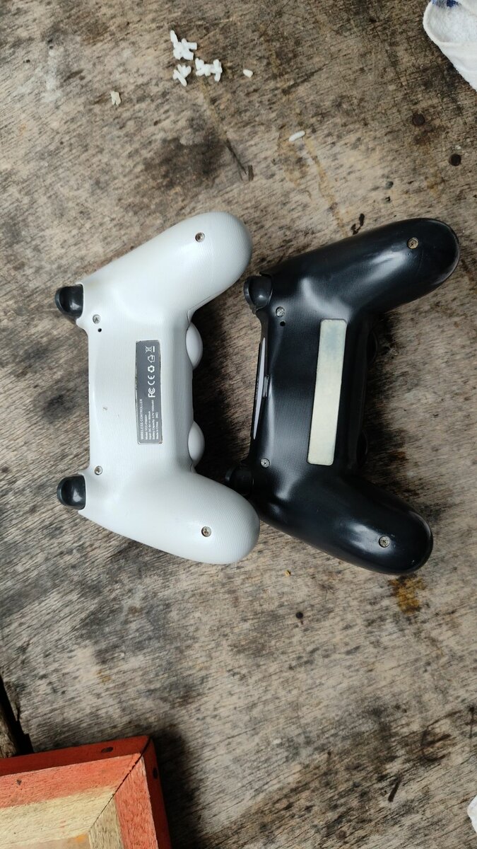 Manettes PS4
