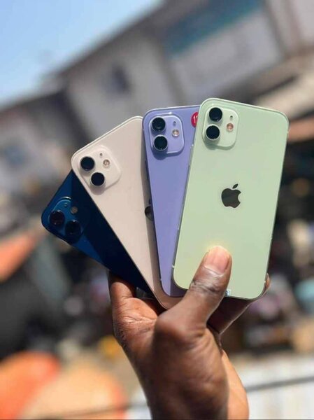 iPhone 12
