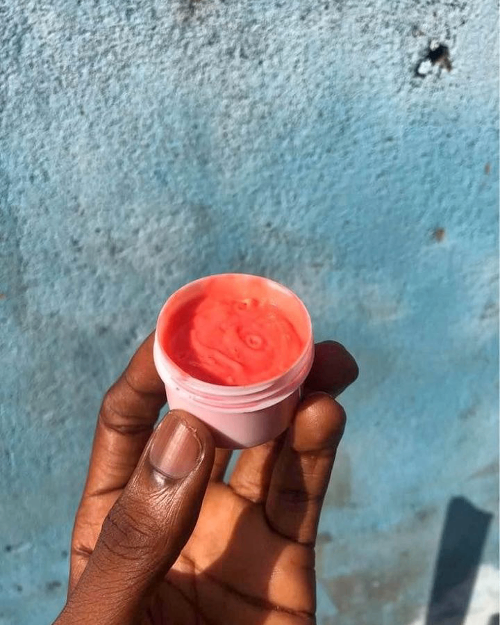 Crème et gommage