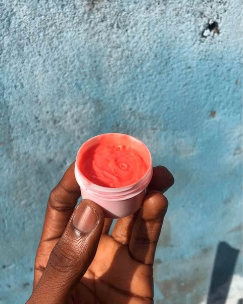 Crème et gommage