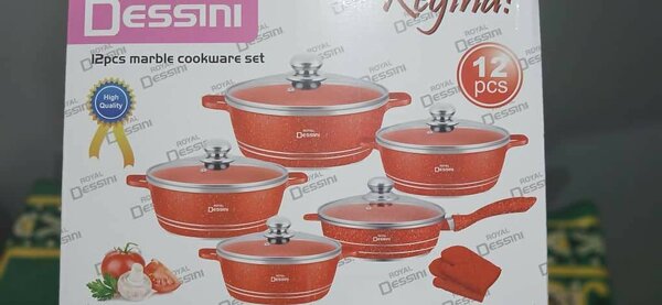 Dessini cooking