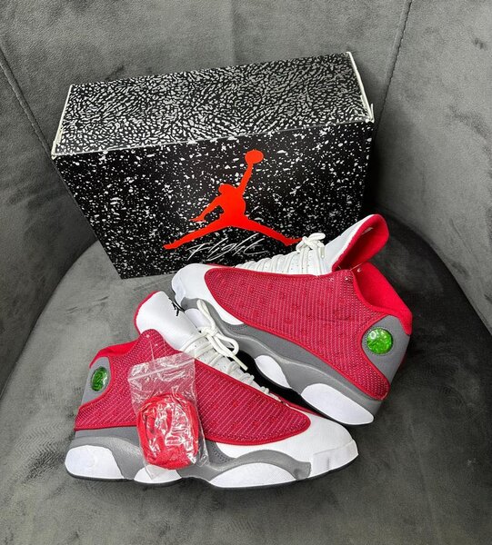 JORDAN 13