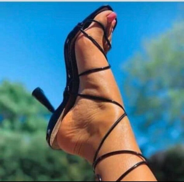 Ladies heel