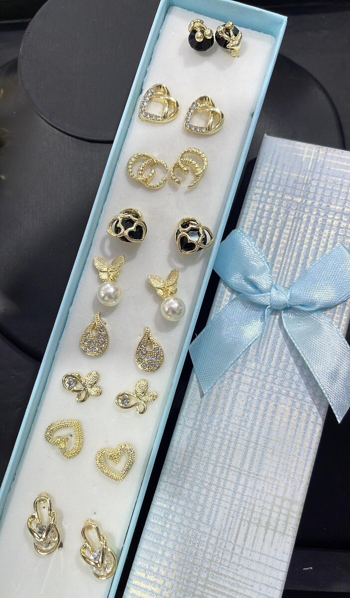 Earrings set